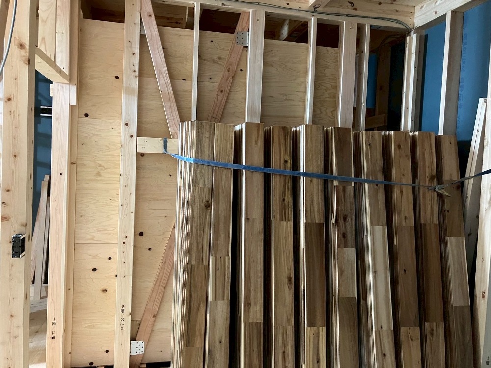 『無垢フローリング』